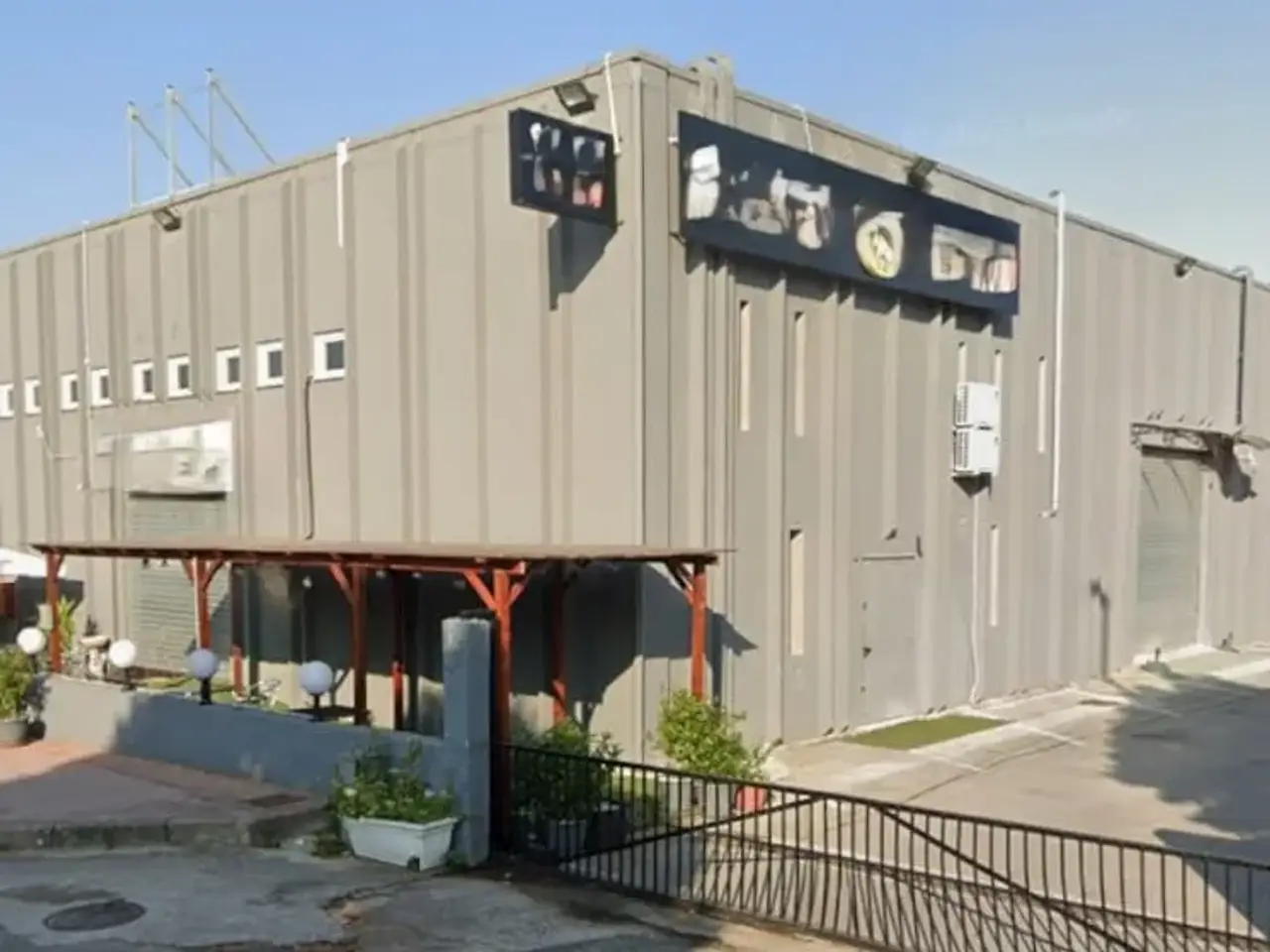 Esercizio commerciale in Predda Niedda Str. 22, Sassari, {3} - Foto 1