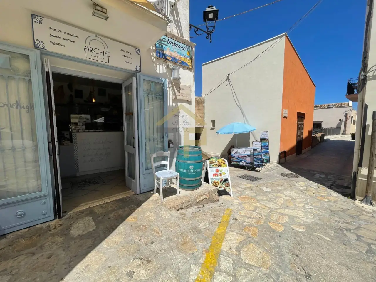 Esercizio commerciale in Via Re Federico 5, Castellammare Del Golfo, {3} - Foto 1