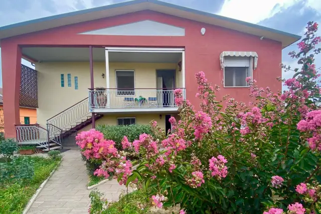 Villa in Via Angelo Cignoli 80, Voghera - Foto 1