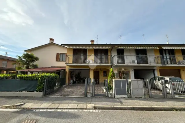 Villa a schiera in Via Donatori Volontari 1, Agnadello - Foto 1