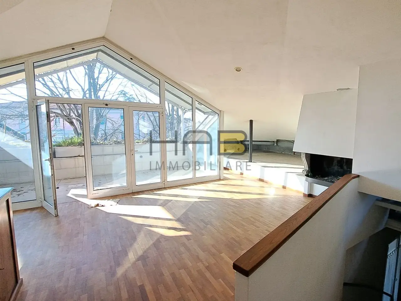 Palazzina commerciale in Via San Filippo Benizzi 8, Padova, {3} - Foto 2