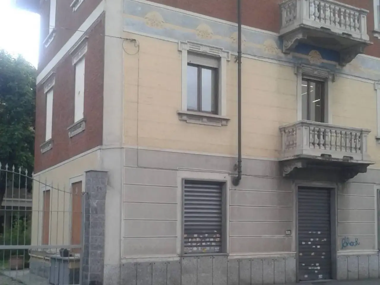Locale commerciale in Via Andrea Costa 3 Collegno, Collegno, {3} - Foto 2