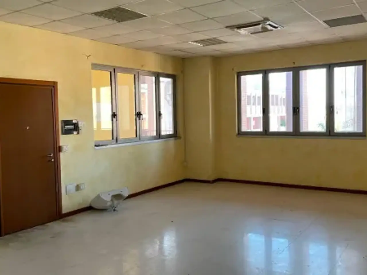 Ufficio in Via Cesare Aroldi 44, Viadana, {3} - Foto 1