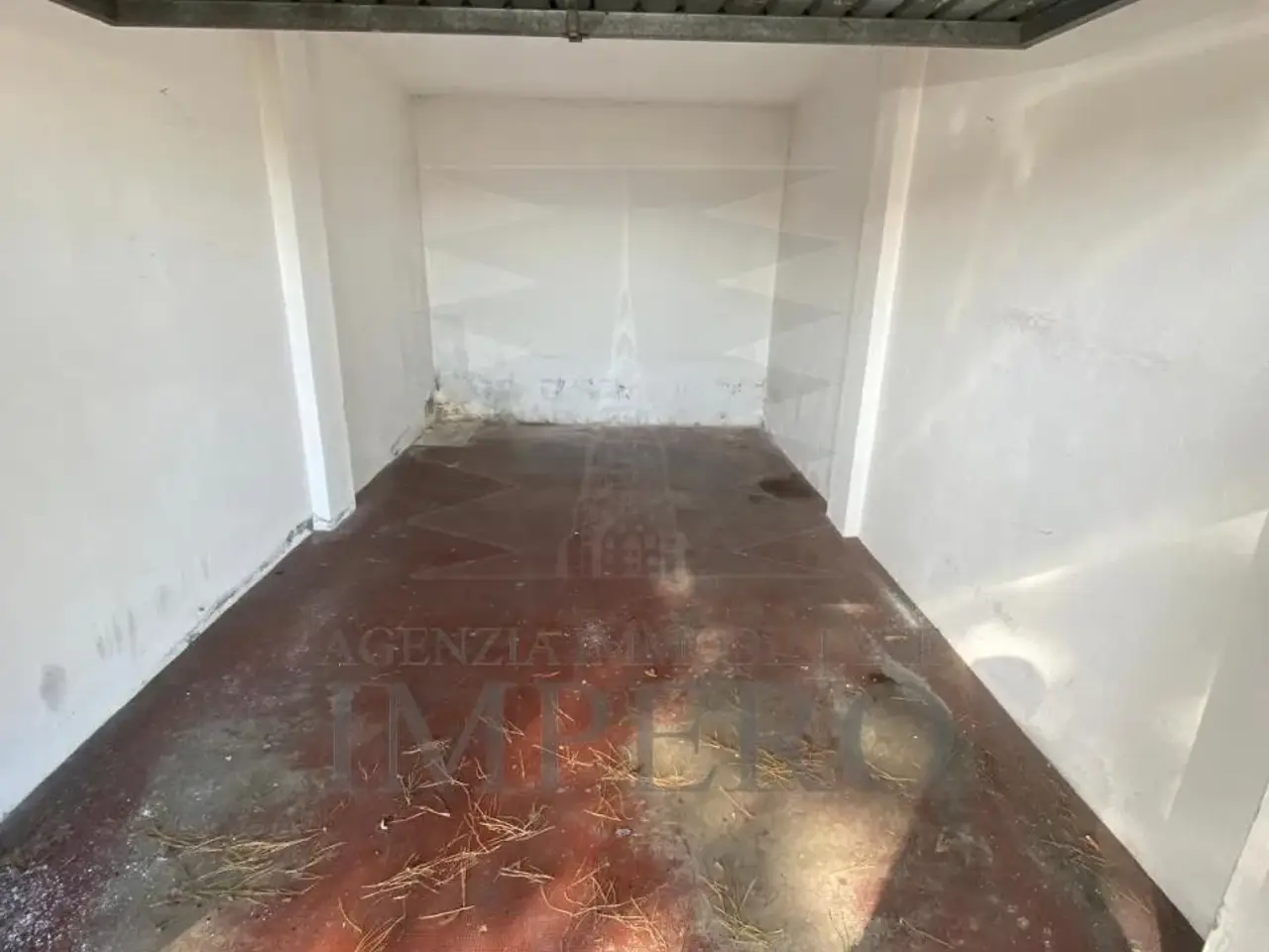 Parcheggio chiuso in Via delle Gerbere 3b, Ventimiglia, {3} - Foto 1