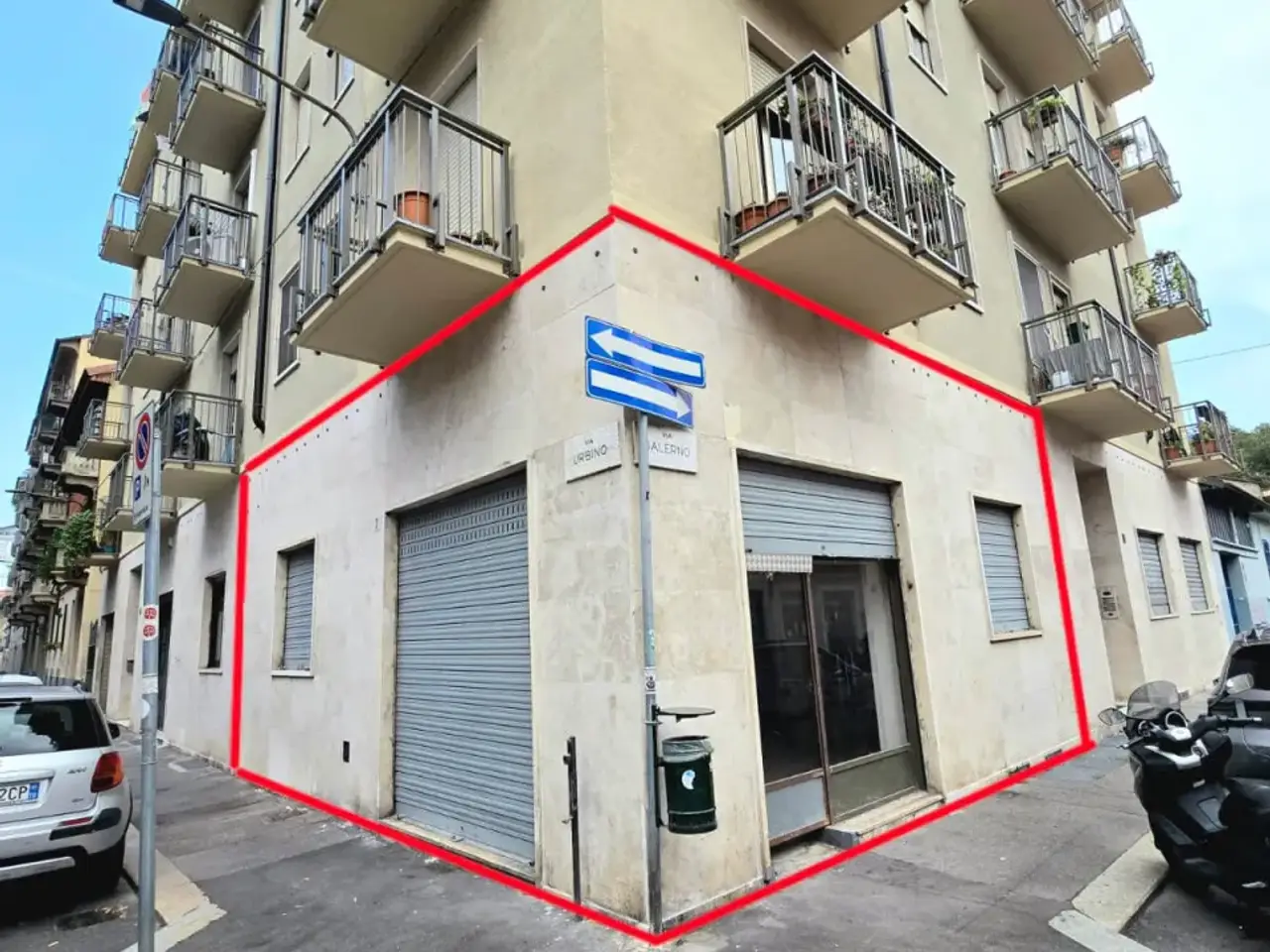 Negozio in Via Salerno Angolo Via Urbino, Torino, {3} - Foto 1