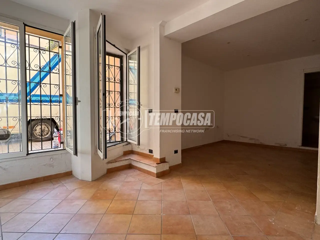 Magazzino in Via San Donato, Bologna, {3} - Foto 1