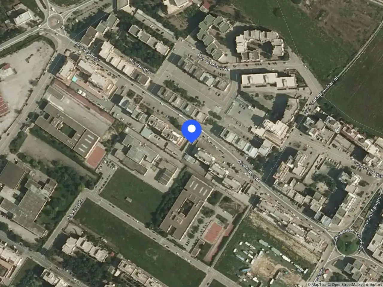 Laboratorio in Via Superga, 52, 76125 Trani Bt, Italia 52, Trani, {3} - Foto 1