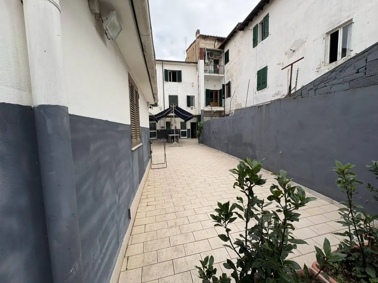 Esercizio commerciale in Via Filippo Corridoni 1, Pisa, {3} - Foto 1