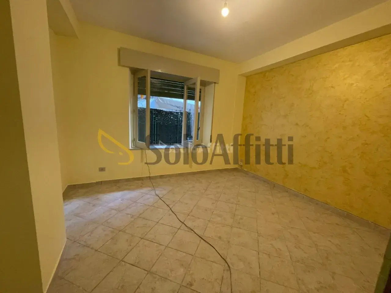 Ufficio in Via San Francesco da Paolamngnlc50t51h959v, Reggio di Calabria, {3} - Foto 2