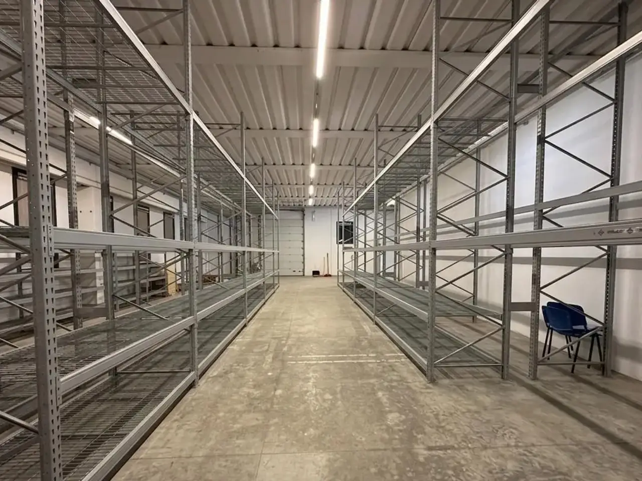 Capannone in , Pontedera, {3} - Foto 1