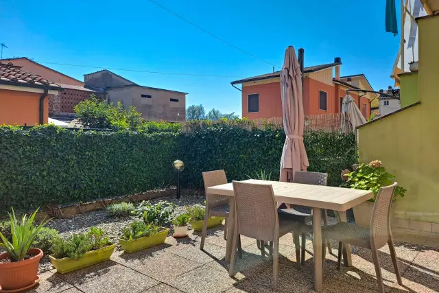 Terraced house in Via Sarzanese 1087s, Lucca - Photo 1