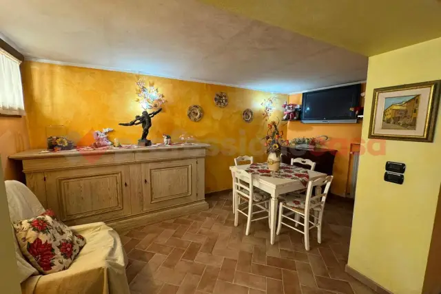 Dreizimmerwohnung in Via della Fontana 4, Castelnuovo di Garfagnana - Foto 1