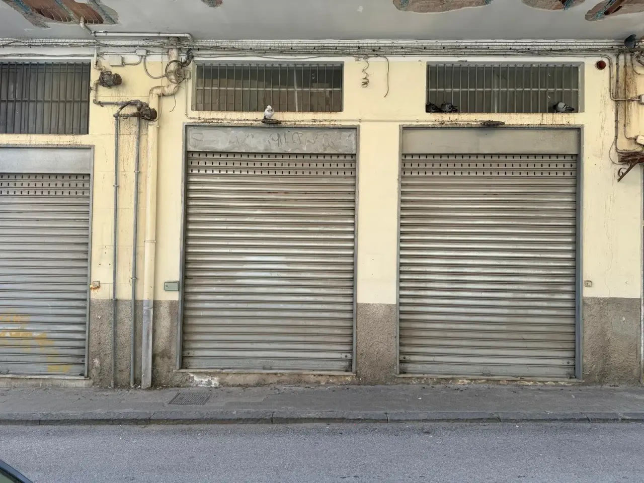 Negozio in Via Cesare Battisti 41, Battipaglia, {3} - Foto 1