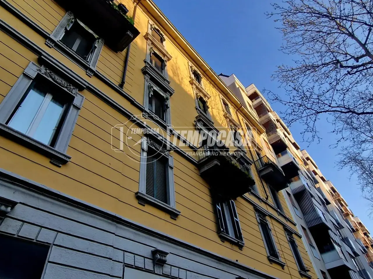 Negozio in Via Ruggero di Lauria 18, Milano, {3} - Foto 1