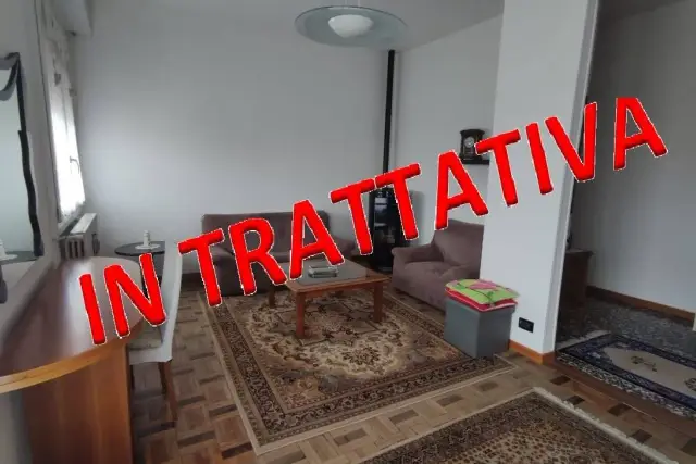 3-room flat in Via Ferdinando Anderloni 18, Cabiate - Photo 1