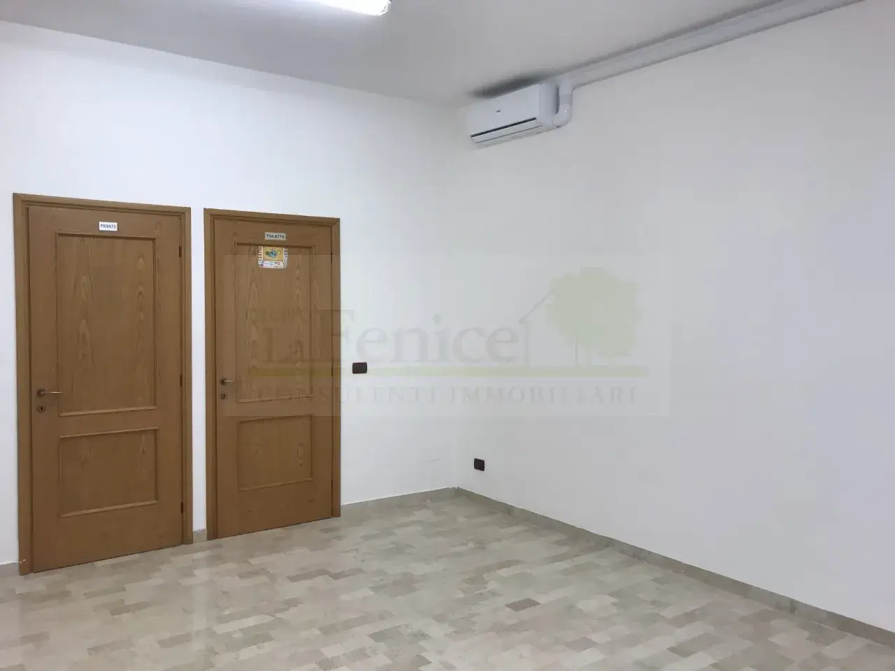 Negozio in Via Garibaldi, Castel Goffredo, {3} - Foto 1