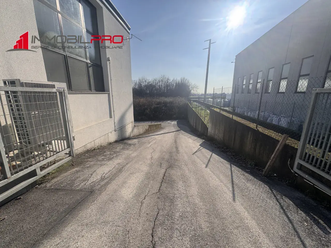 Magazzino in Via del Lavoro 40, Malo, {3} - Foto 2