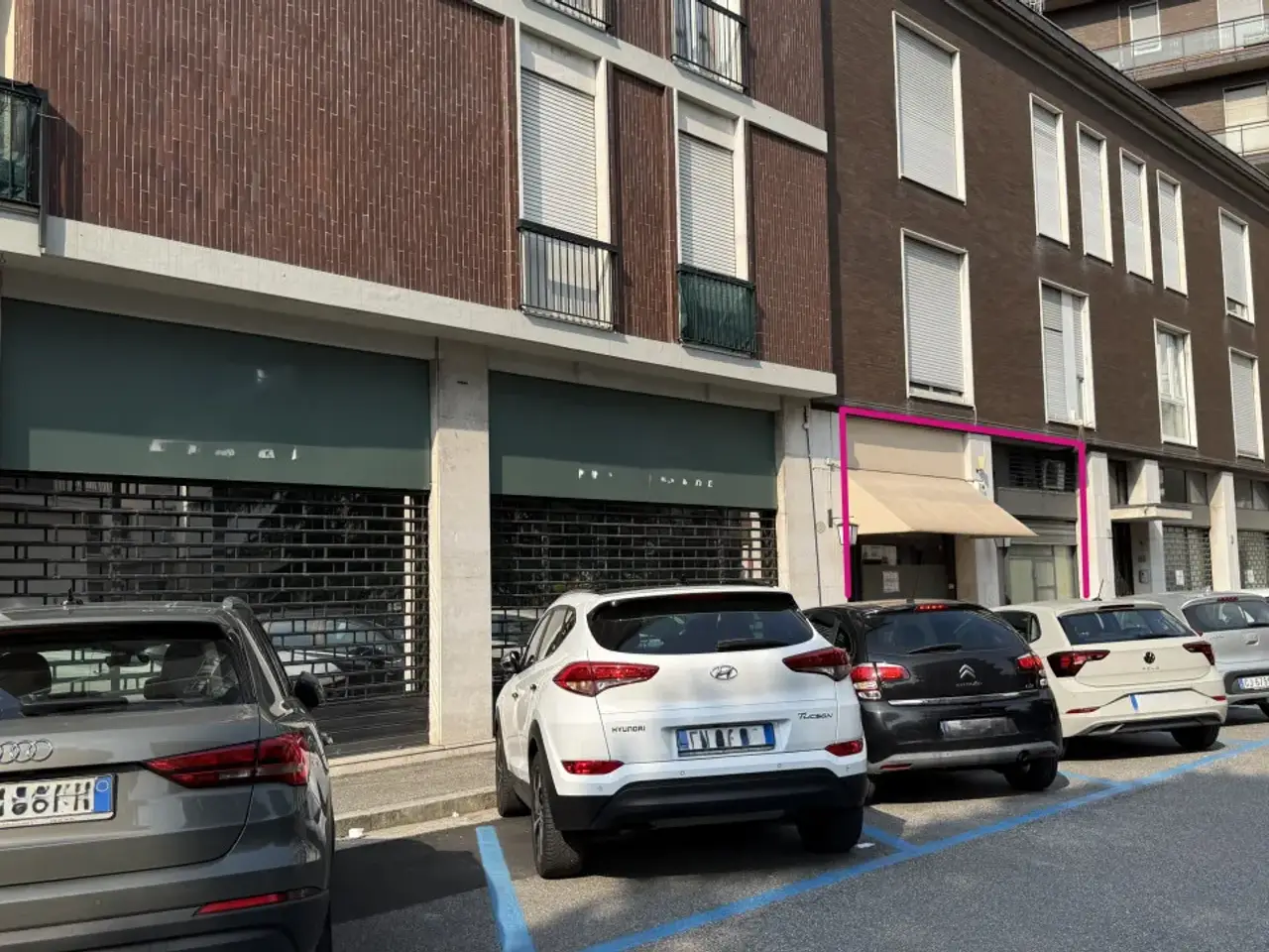 Esercizio commerciale in Via Manara Valgimigli, Brescia, {3} - Foto 2