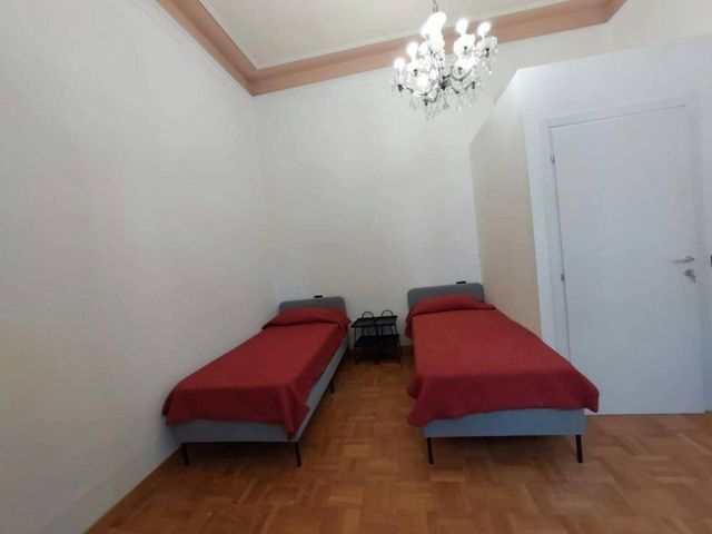 Room in {3}, Via Giuseppe La Farina - Photo 1