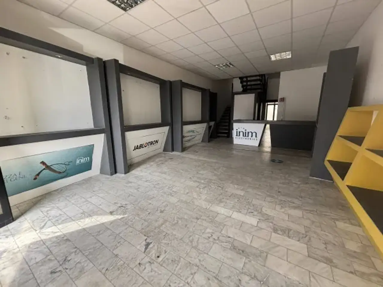 Ufficio in Via Bra, Cuneo, {3} - Foto 1