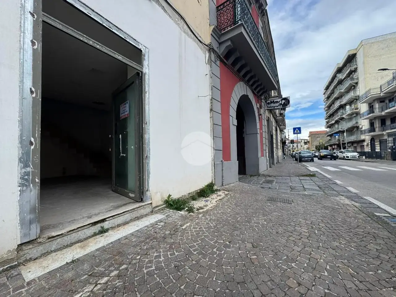 Negozio in Via Aviere Mario Pirozzi 39, Giugliano In Campania, {3} - Foto 1