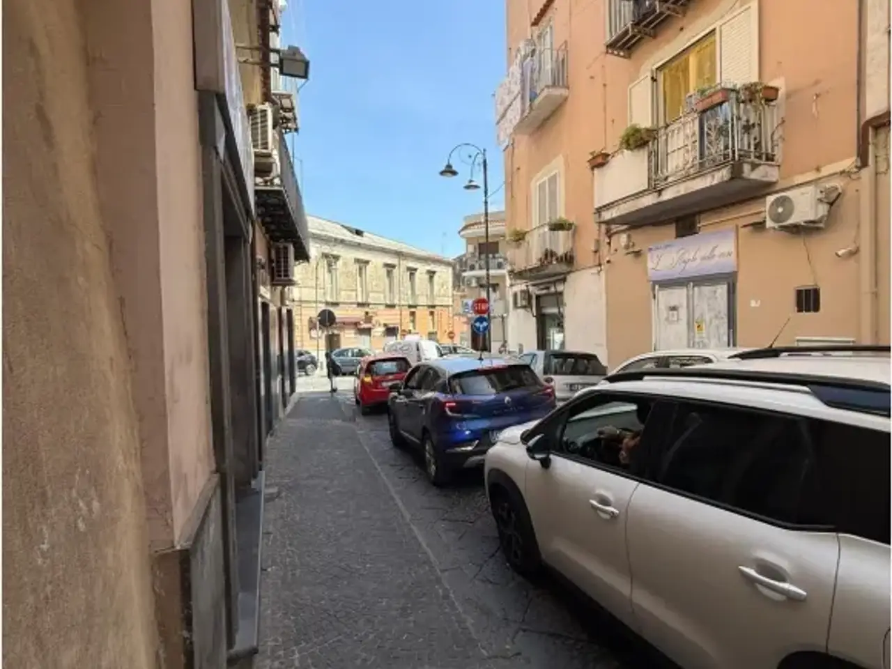 Negozio in Via Antonio Gramsci  5, Somma Vesuviana, {3} - Foto 1