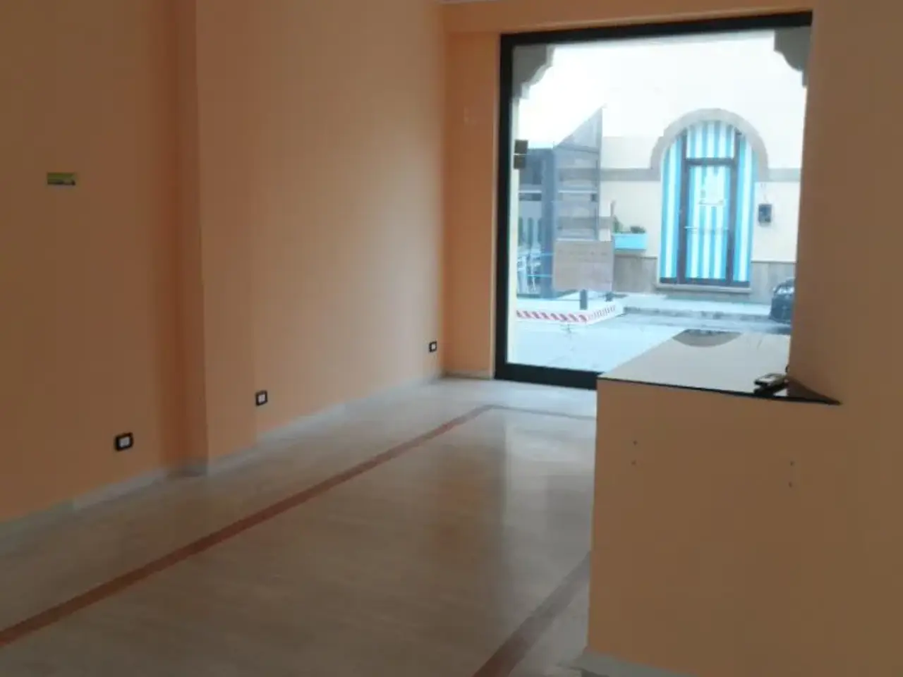 Negozio in Via San Martino, San Benedetto Del Tronto, {3} - Foto 2