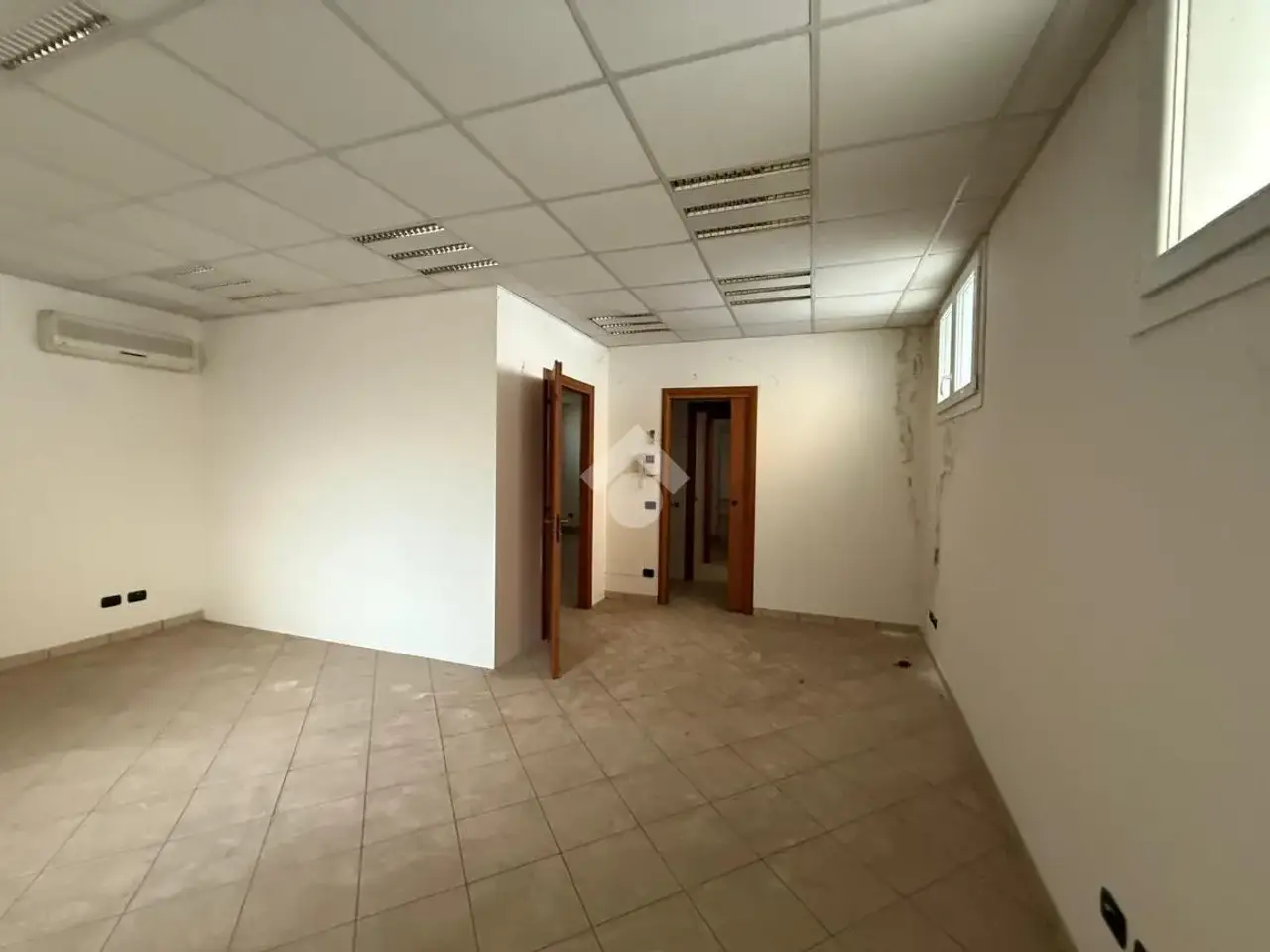 Magazzino in Via Locatelli 1, Palosco, {3} - Foto 1