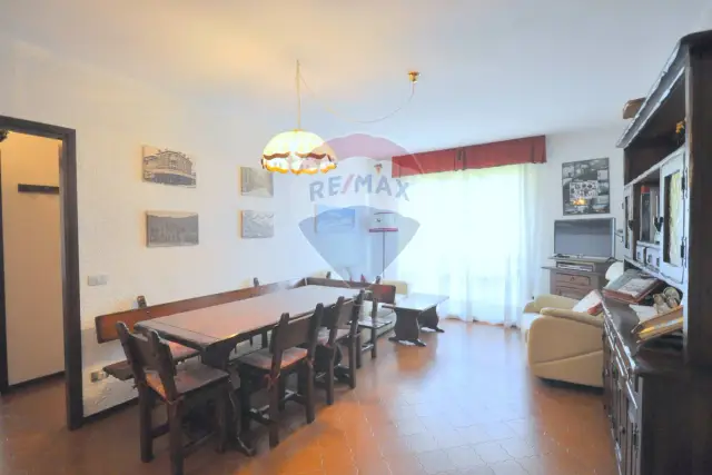 Apartament in Via Nalli 10, Gallio - Photo 1