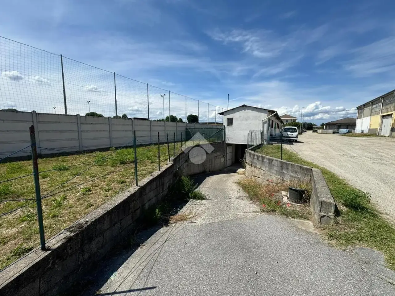 Capannone in Strada Montebianco 4, Cameri, {3} - Foto 2