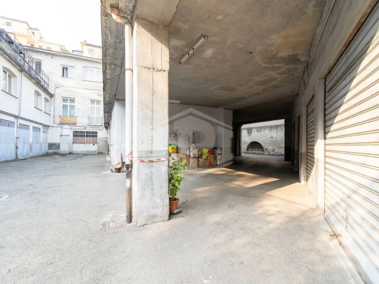 Magazzino in Corso San Maurizio 27, Torino, {3} - Foto 2