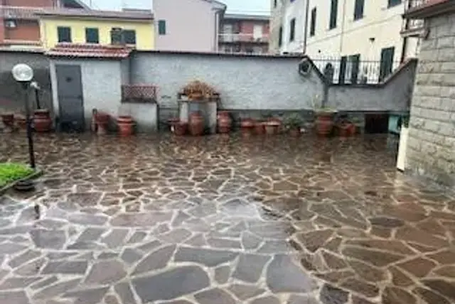 Einfamilienhaus in Via Luciano Manara, Agliana - Foto 1