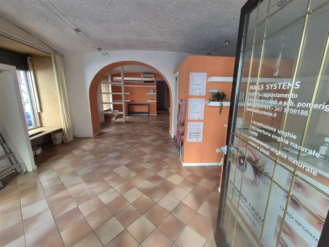 Negozio in Via Ginnastica, Trieste, {3} - Foto 1