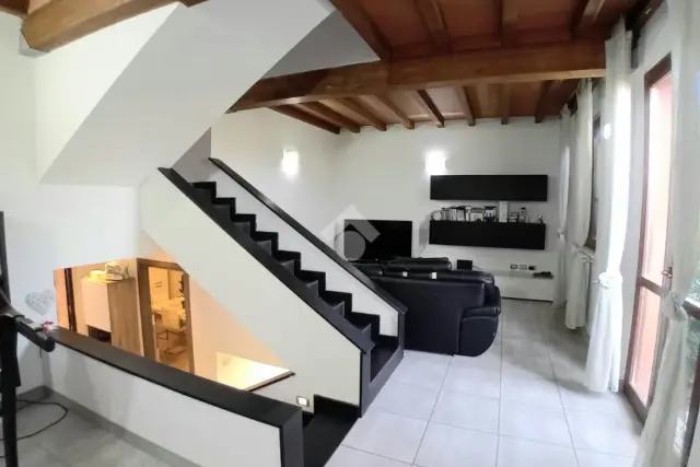 insertion image