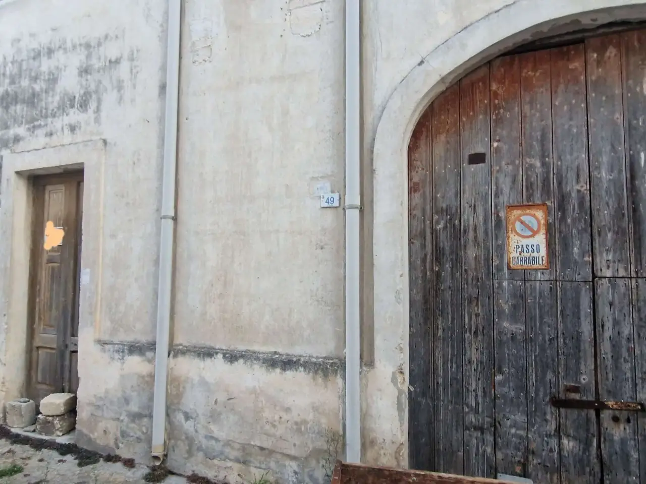 Magazzino in Via Giulio Cesare  47, San Donaci, {3} - Foto 1