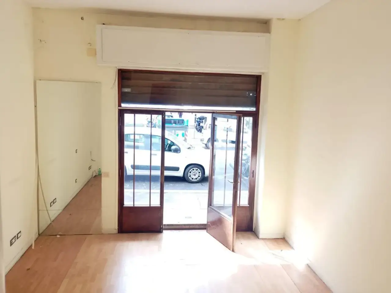 Negozio in Via Luigi Gaetano Marini 00, Roma, {3} - Foto 2