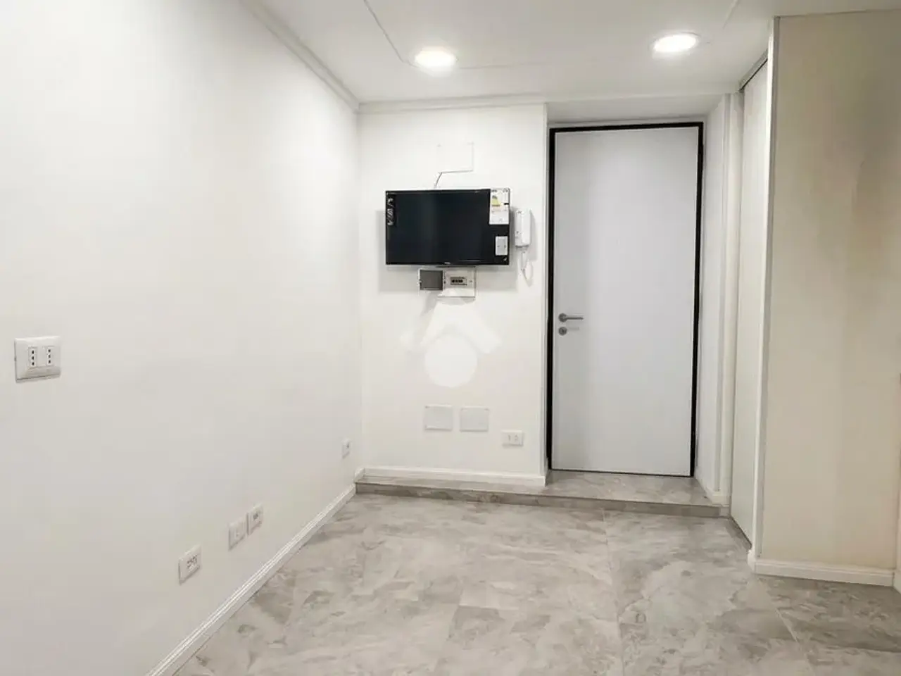Magazzino in Via Vittorio Veneto 00, Roma, {3} - Foto 1