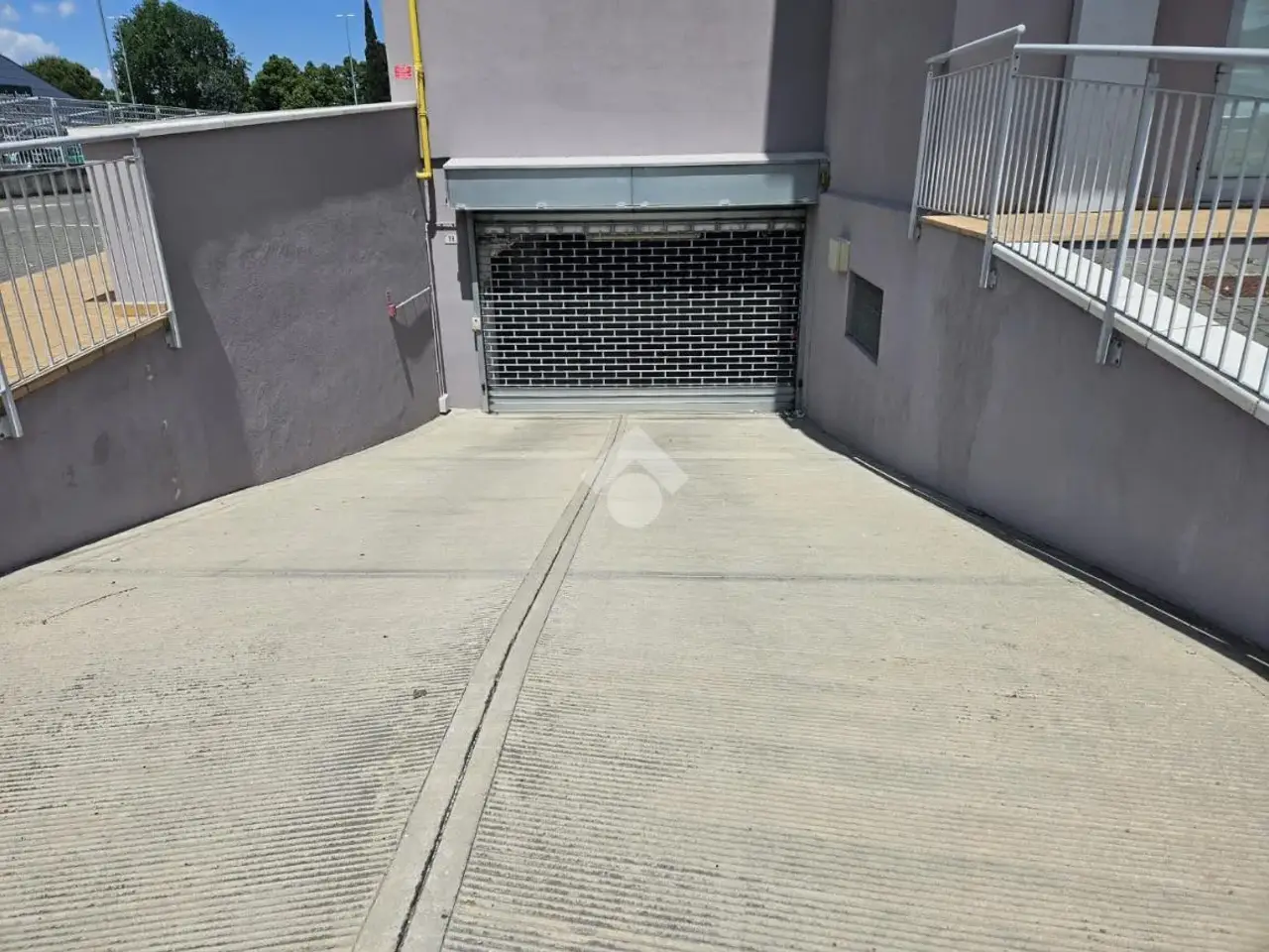 Magazzino in Via Aldo Palareti, Savignano Sul Rubicone, {3} - Foto 2