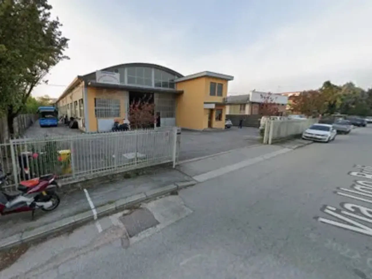 Capannone in Via Antonio Meucci, Forli', {3} - Foto 2