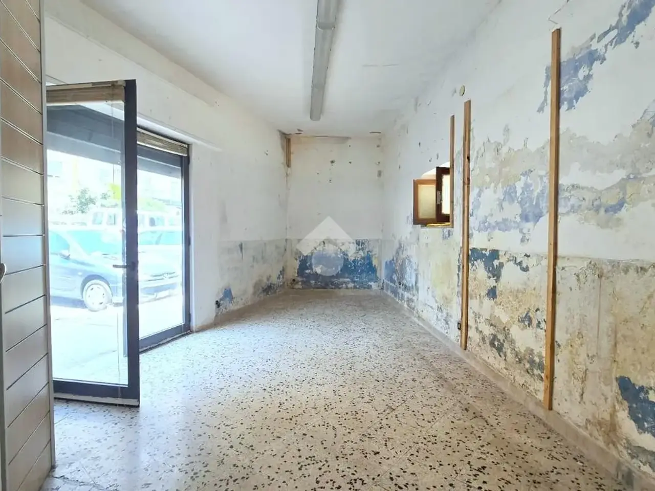 Negozio in Via Giuseppe Arcoleo 15, Palermo, {3} - Foto 2