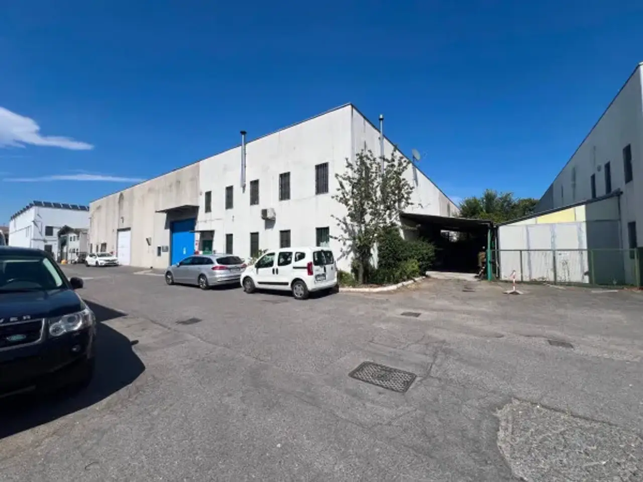 Capannone in Viale delle Industrie 9, Dresano, {3} - Foto 1