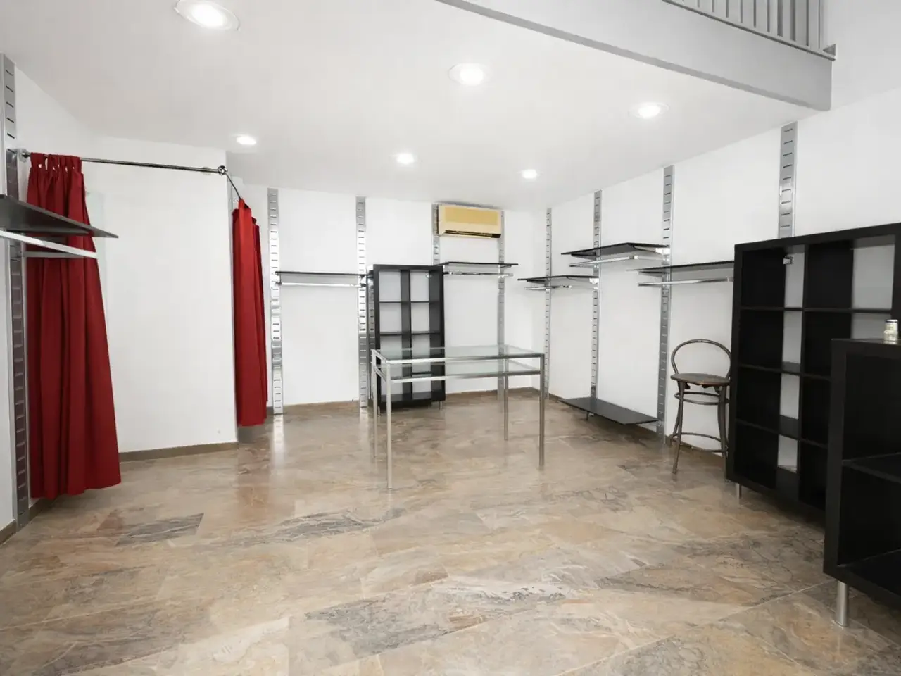 Negozio in Corso Sirena 252, Napoli, {3} - Foto 2