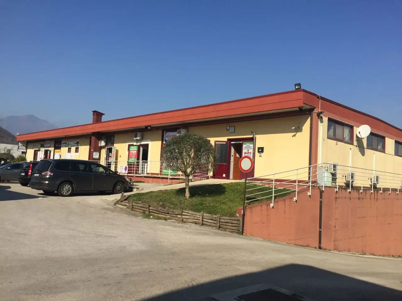 Capannone in C.da Spineta, Avellino, {3} - Foto 1