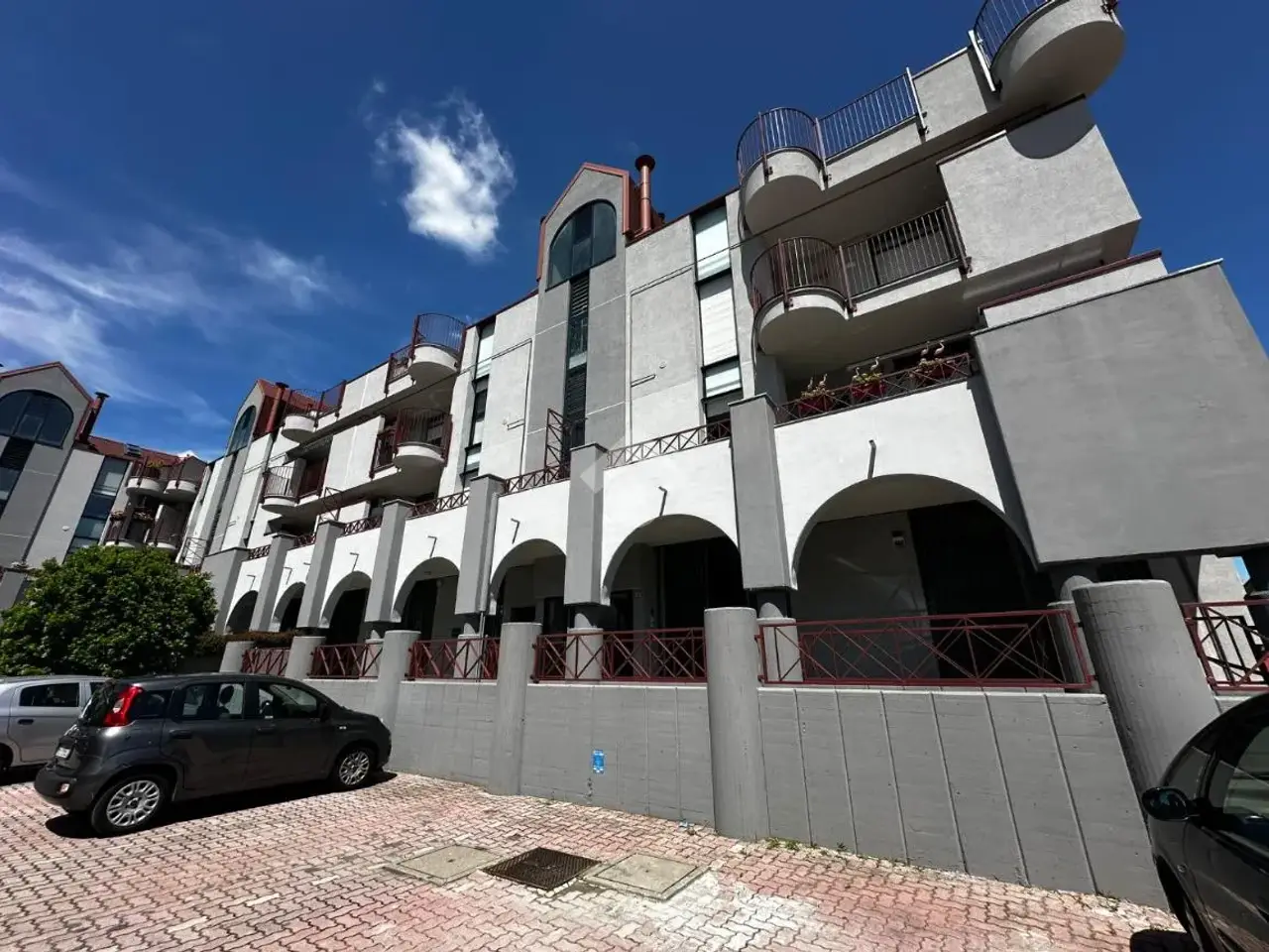 Ufficio in Via Grazia Deledda 17, Zibido San Giacomo, {3} - Foto 1