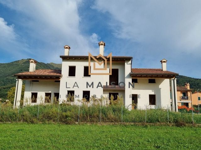 Villa in Via Serafin, Possagno - Foto 1