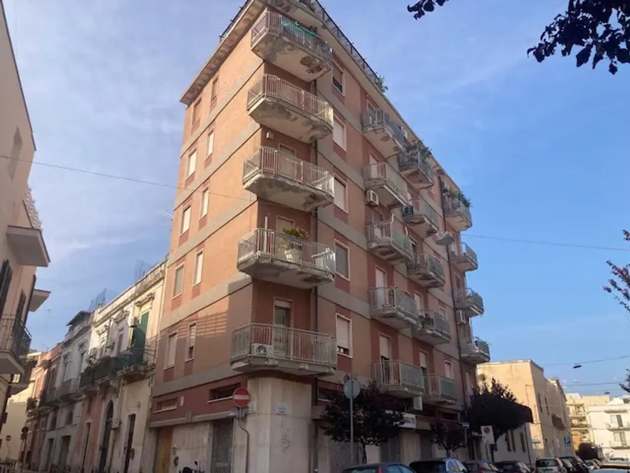 Negozio in Via Santa Margherita  34, Brindisi, {3} - Foto 1