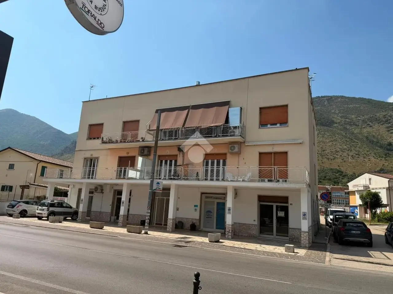 Negozio in Viale San Nicandro 13, Venafro, {3} - Foto 2