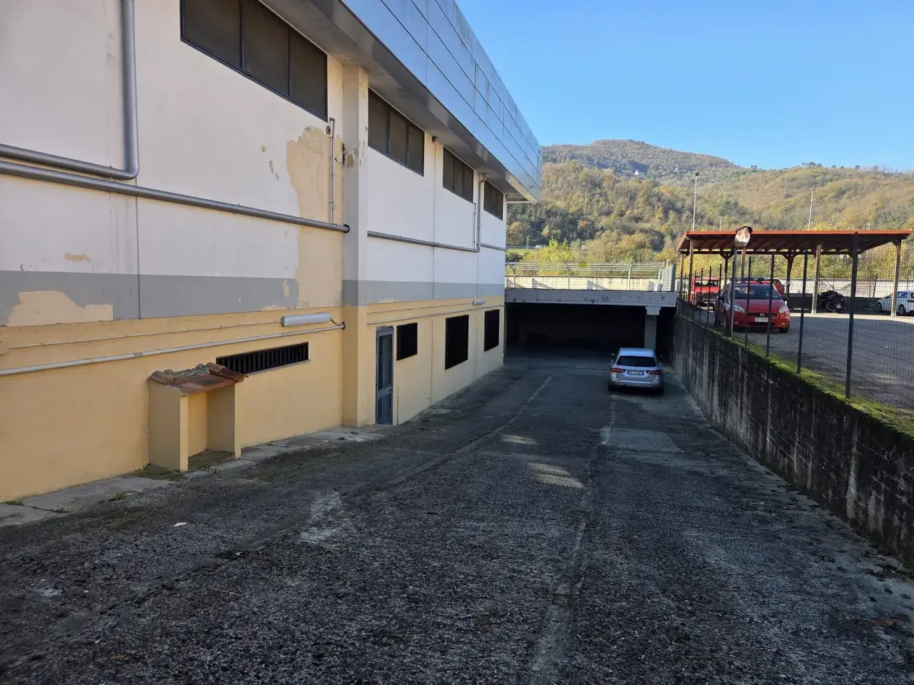Magazzino in Viale Lunigiana N. 9, Aulla, {3} - Foto 2