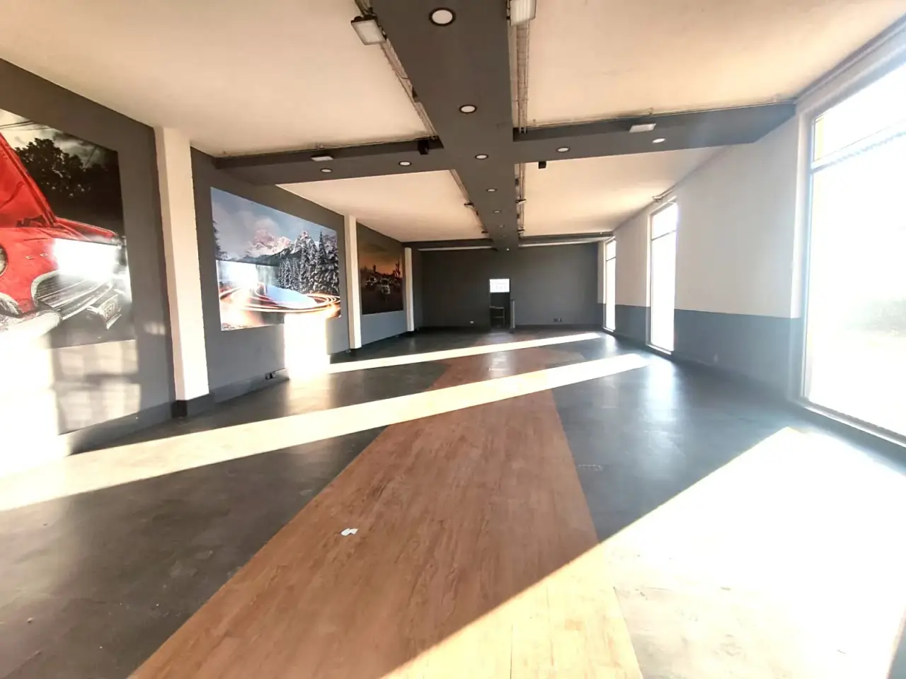 Negozio in Via Amilcare Ponchielli 12, Corciano, {3} - Foto 2