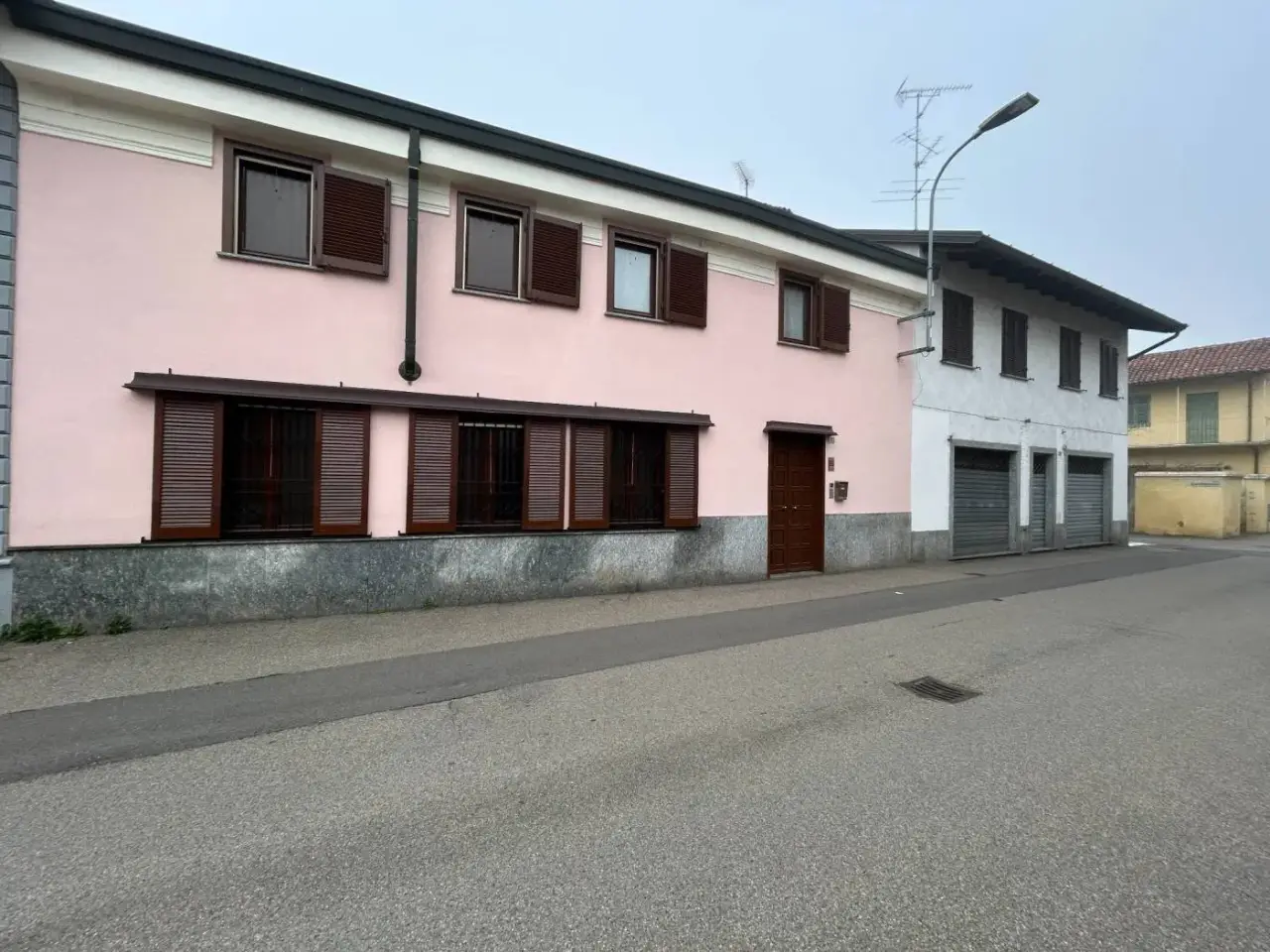 Palazzina commerciale in Via Ospedale, Robbio, {3} - Foto 1
